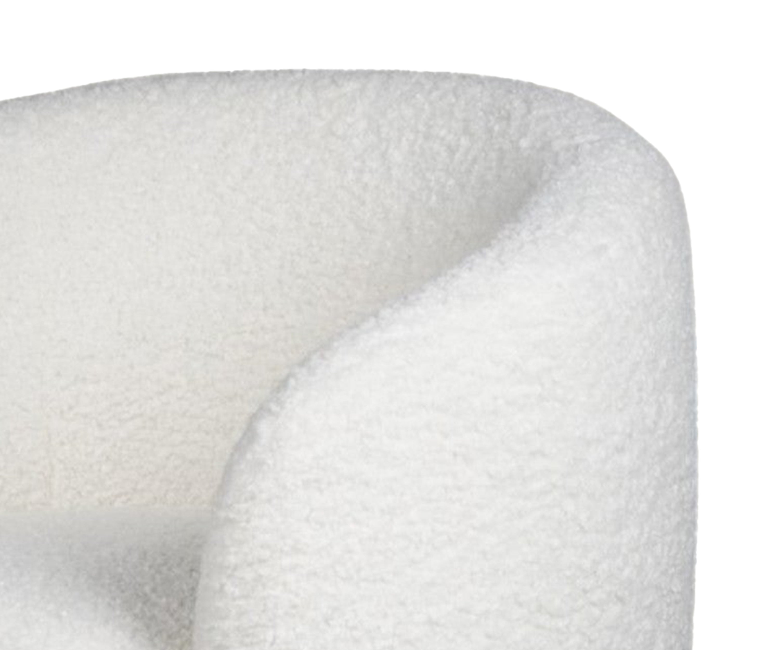 Morden Amaois Armchair