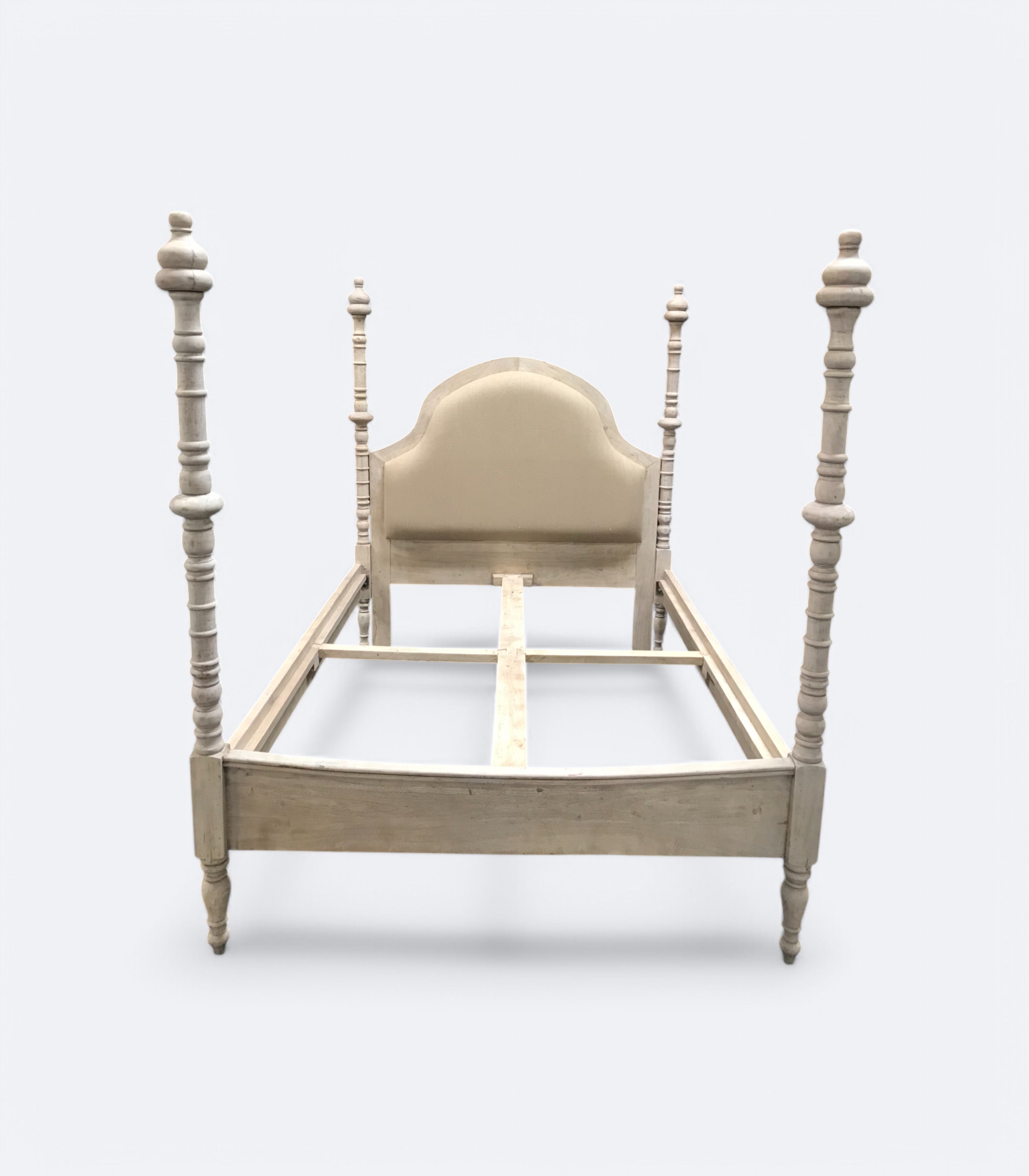 Heritage Spindle Brown Acacia Wood Bed