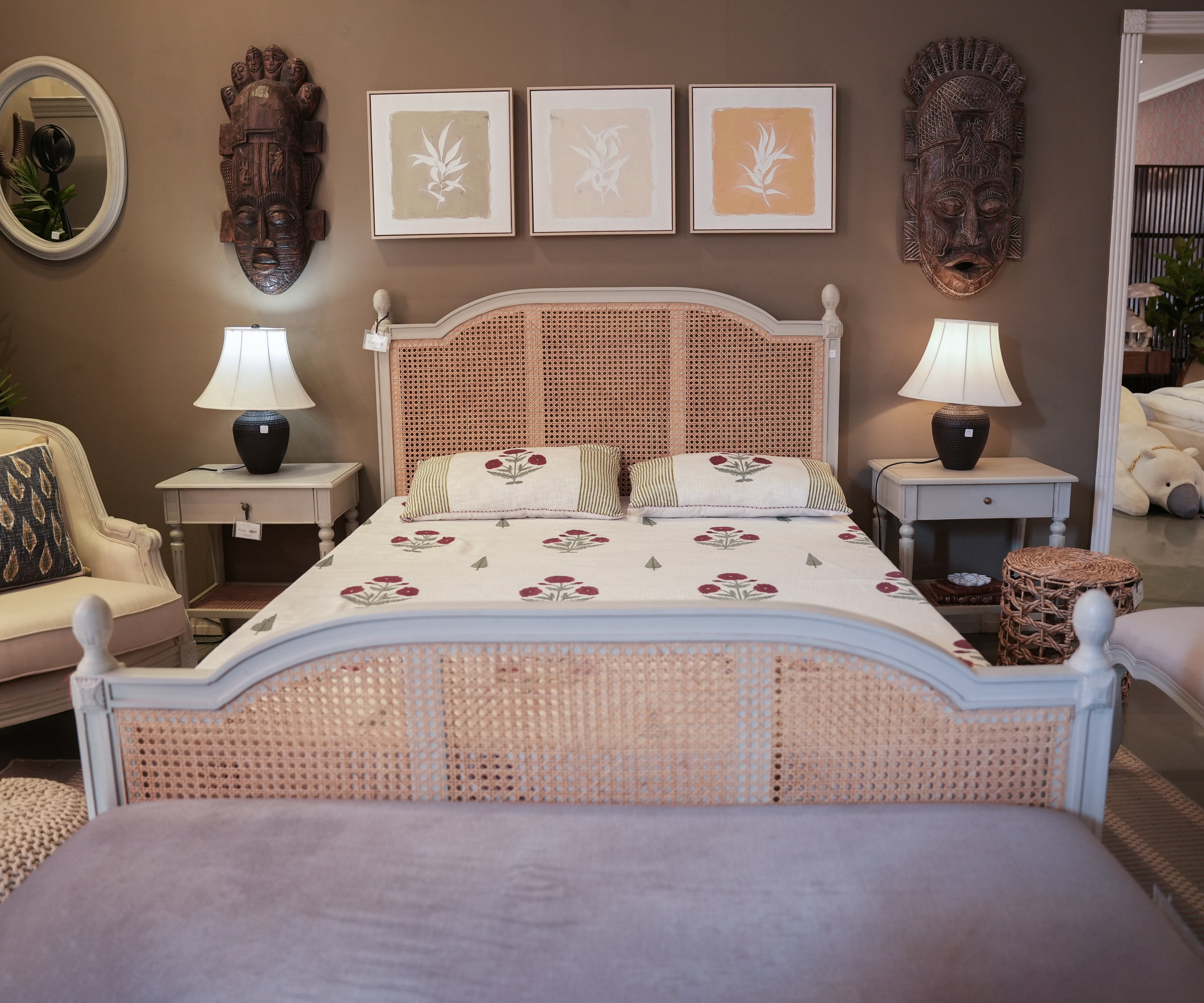 Gustavian Cane Bed Without Storage