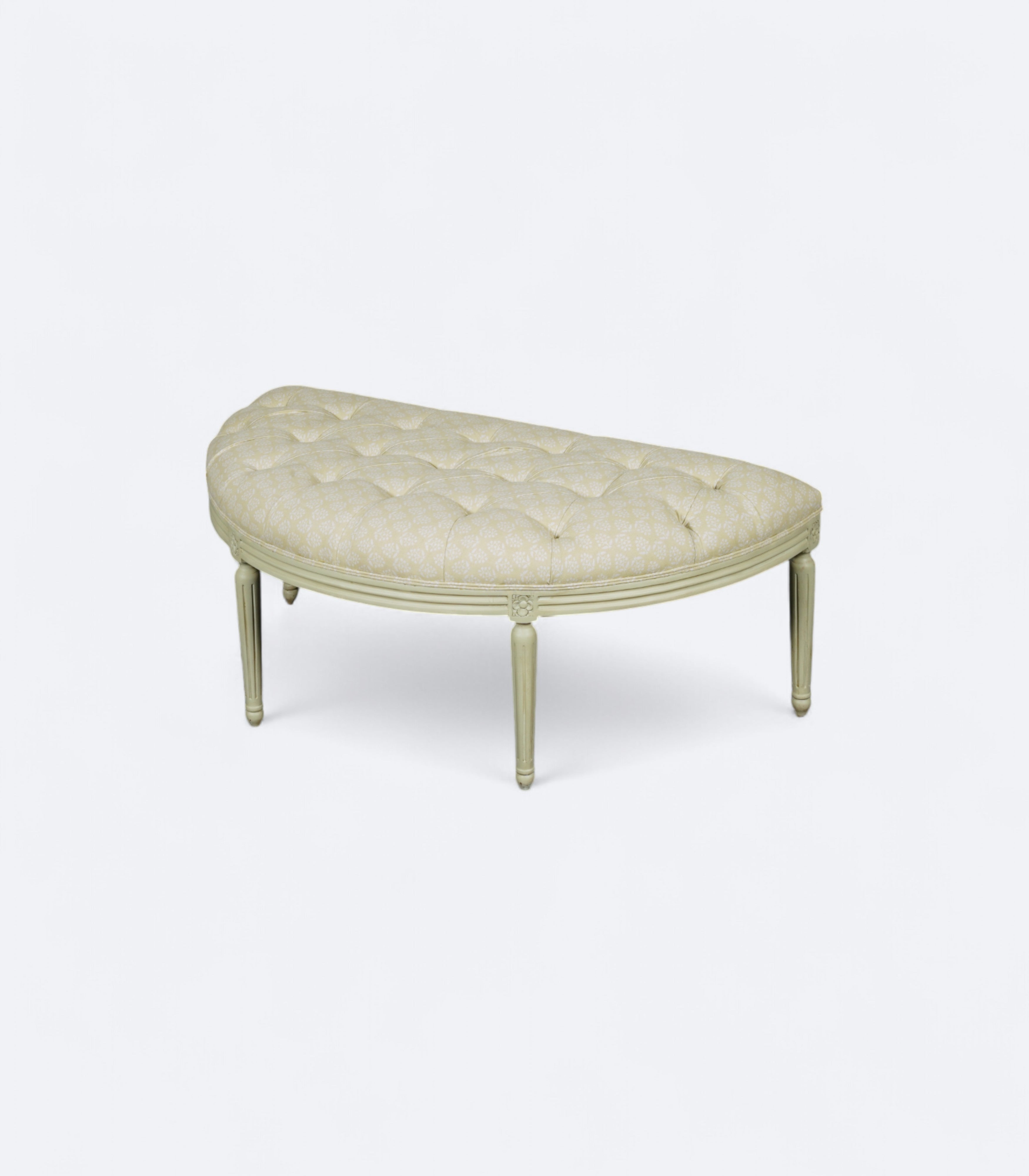 Gustavian Heirloom Tufted Arc Bench