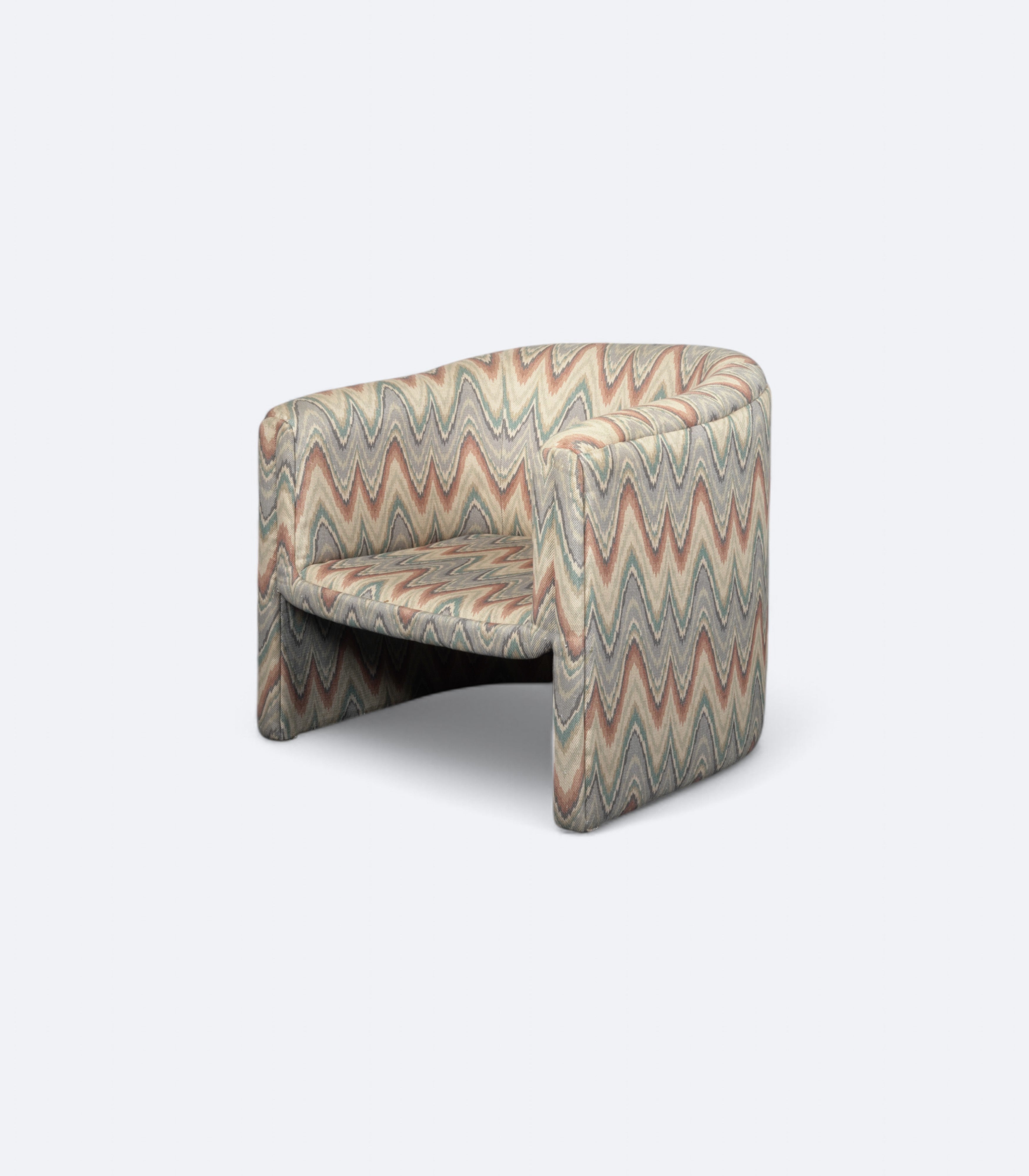 Retro Tub Chair with Cushioned Seat and Chevron Upholstery