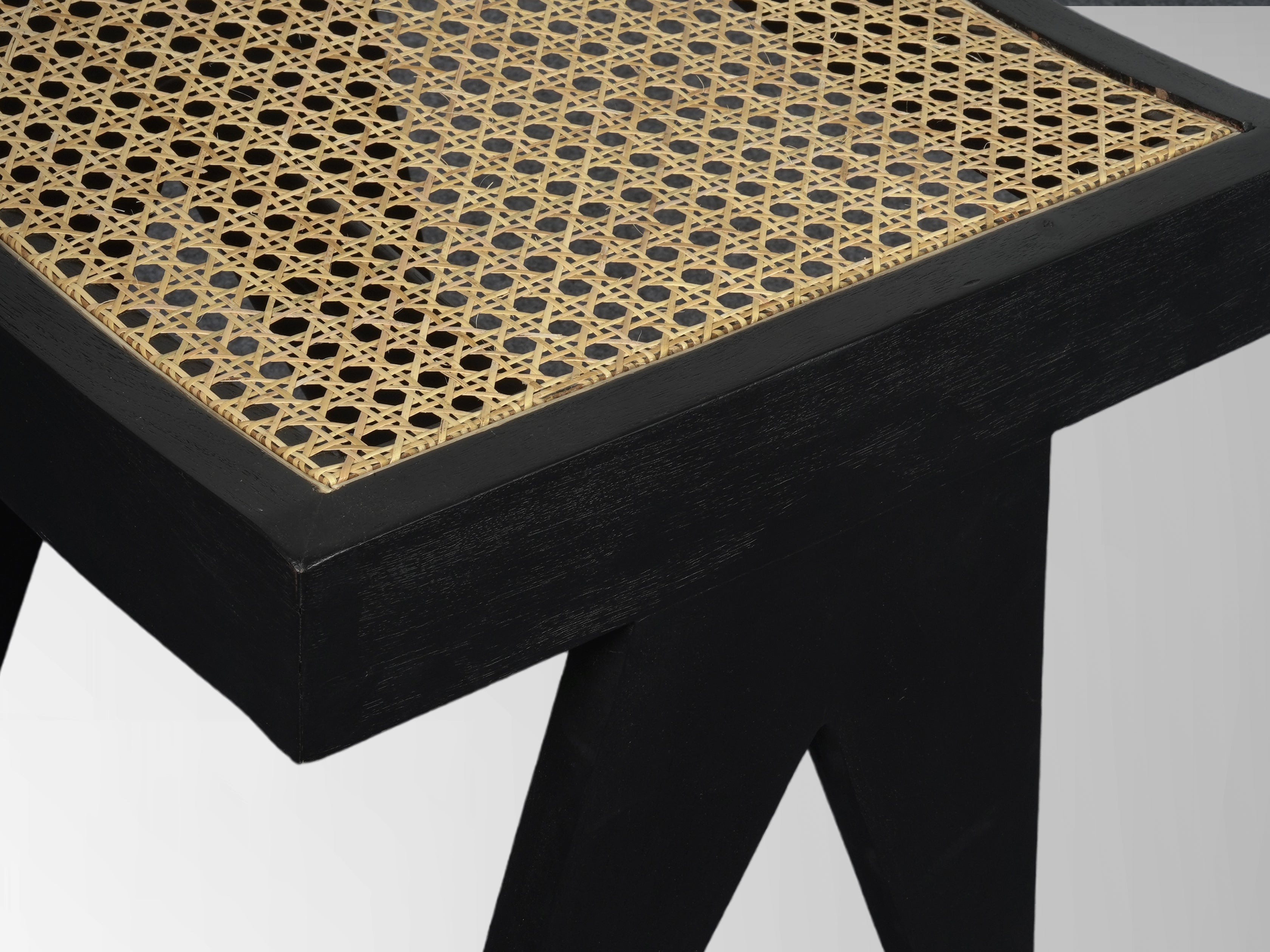 Analogue Memory Stool