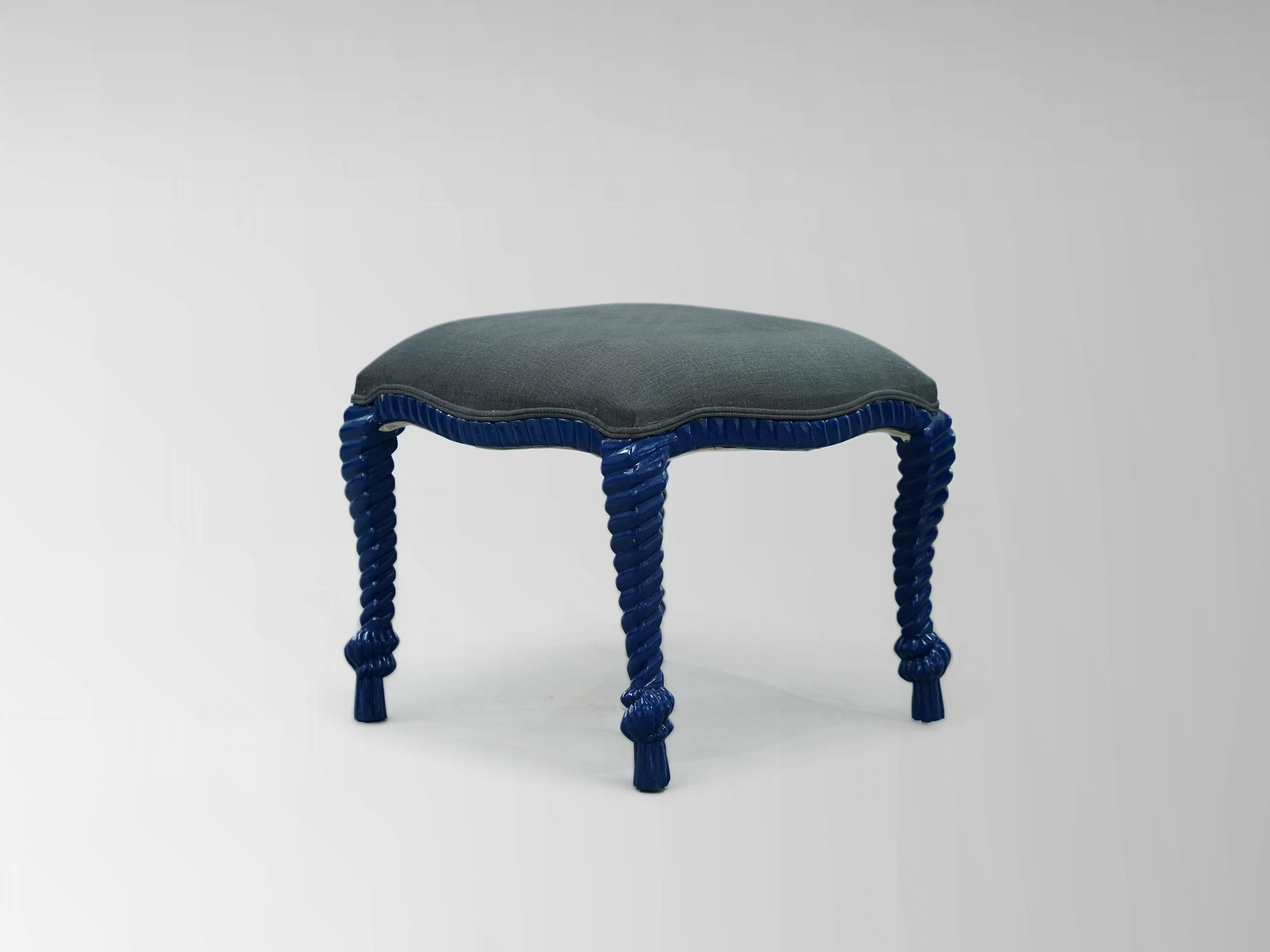 Bella Parlour Seat