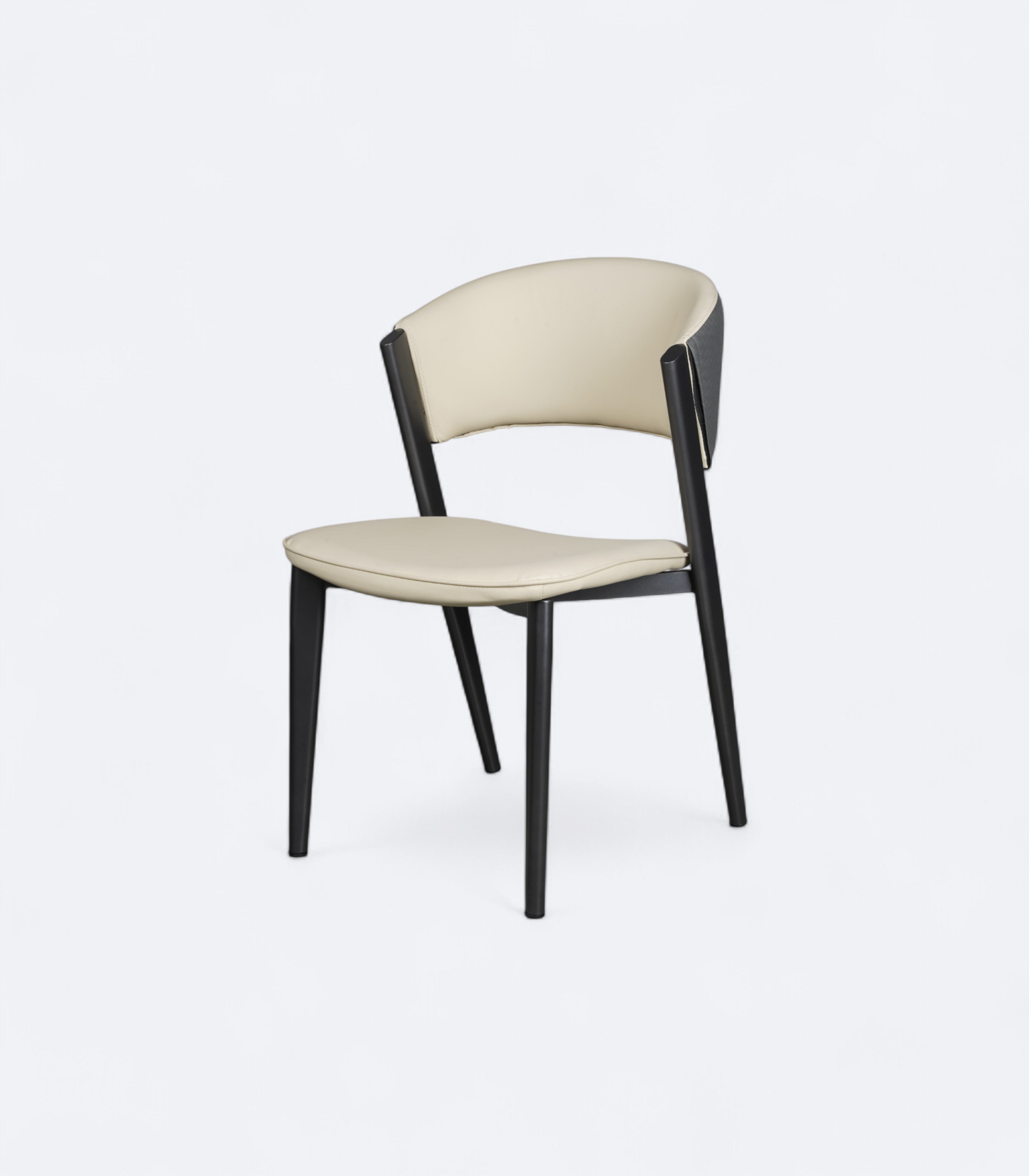 Sleek Beauty: Curved Back Wooden Dining Chair in Leather