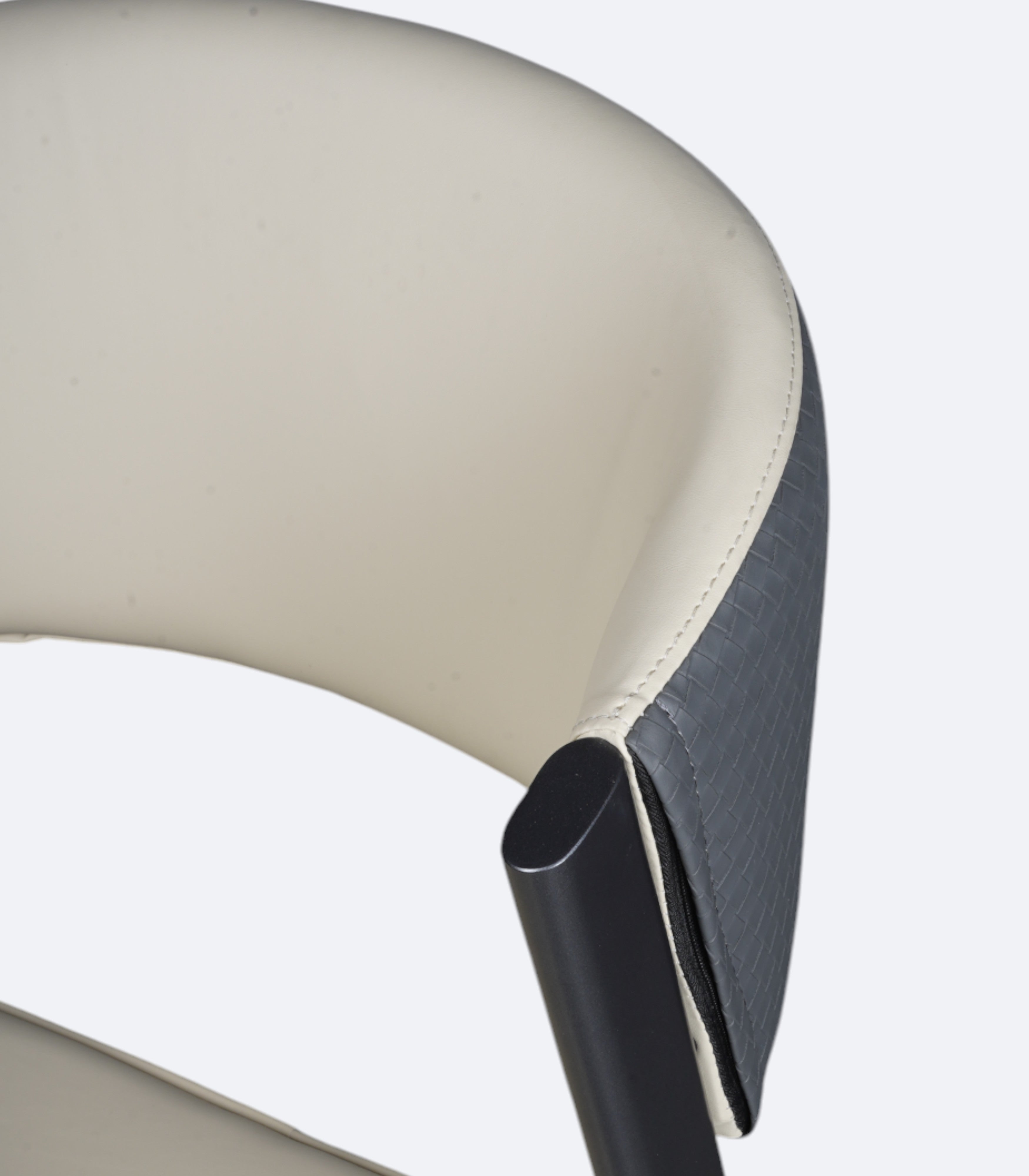 Sleek Beauty: Curved Back Wooden Dining Chair in Leather