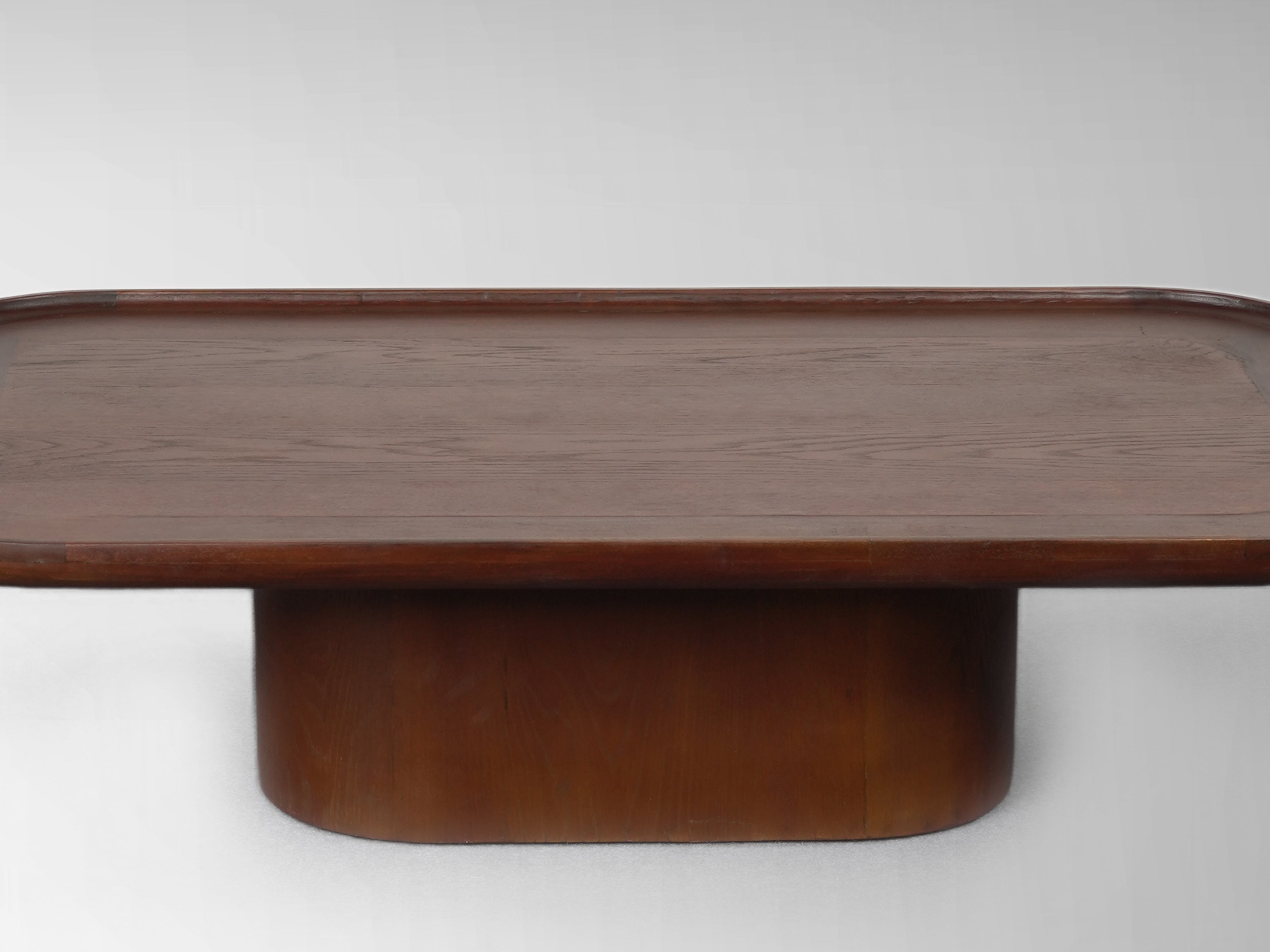 Eclipse_Coffee_Table_detailed